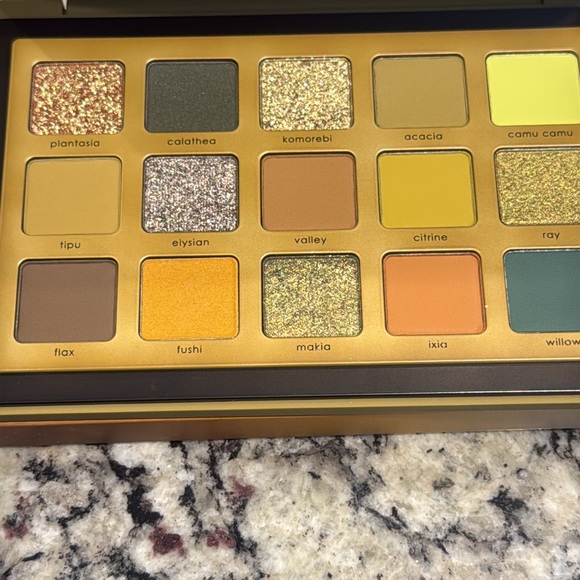 Natasha Denona Yucca Palette New in Box! - Picture 4 of 8